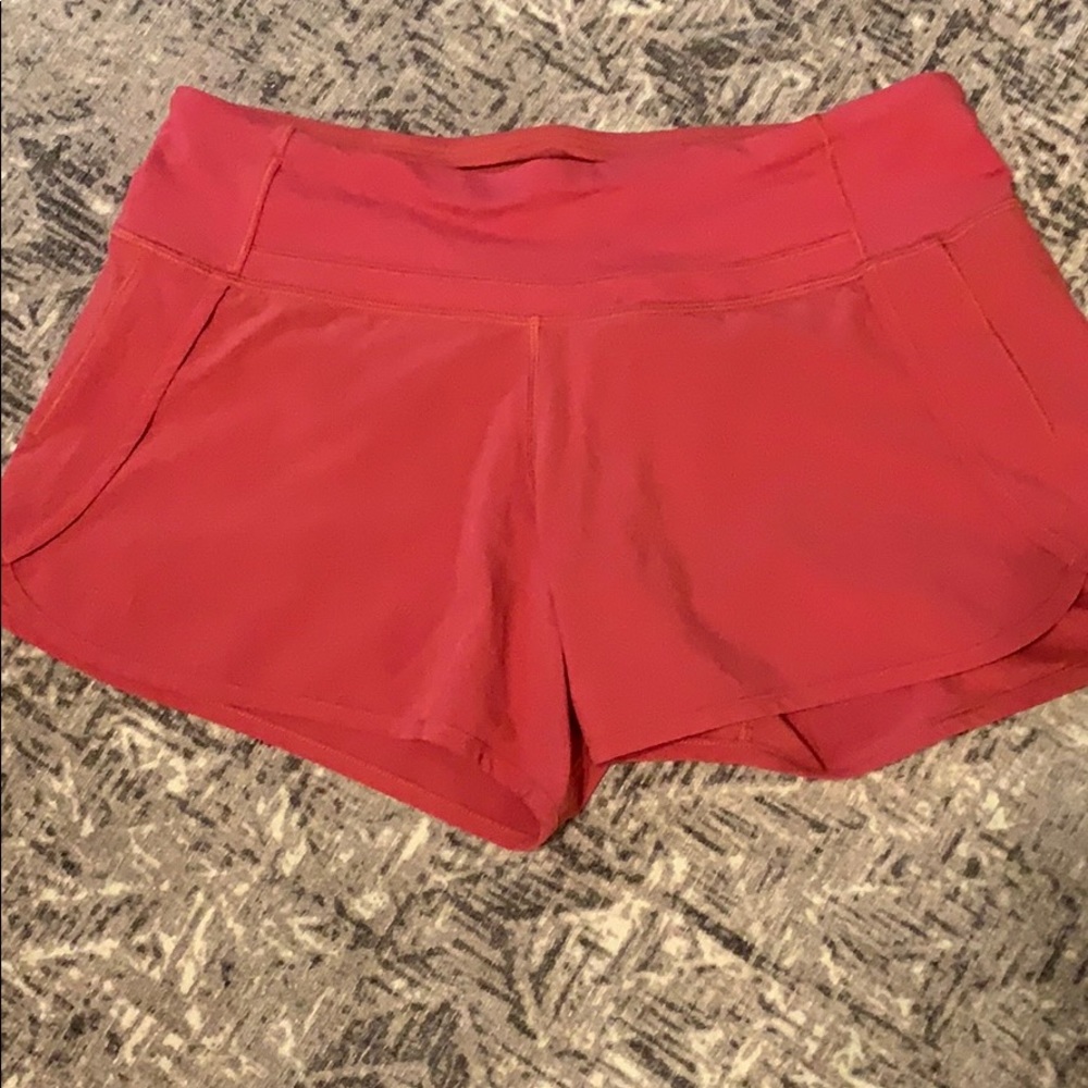 [Lululemon] speed shorts - size 6